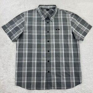 Oakley Shirt Men's XL Gray‎ Plaid Short Sleeve Button Up Stretch Performance